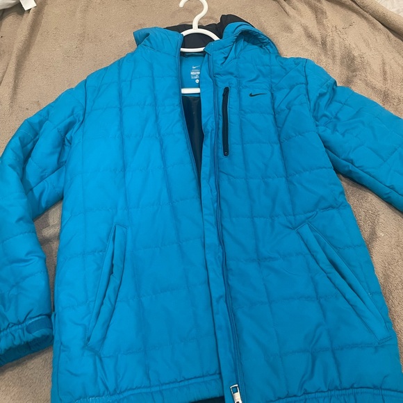 Nike Puffer Jacket Blue - Picture 2 of 3